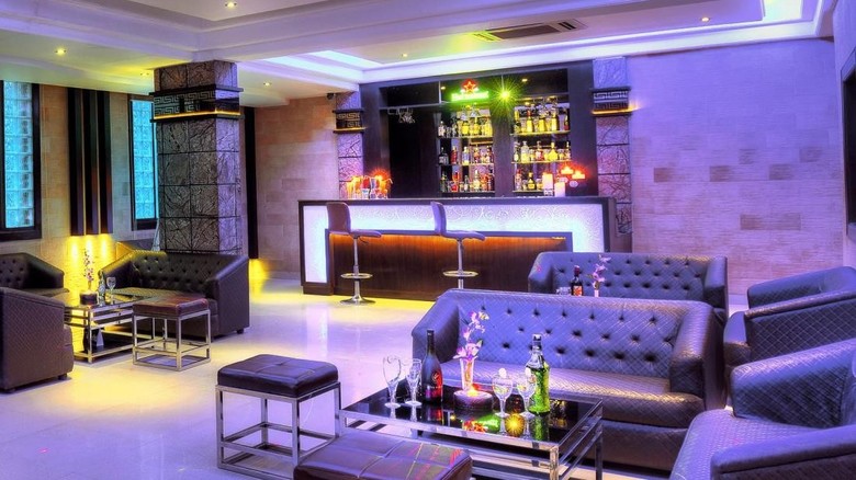 Hotel Royale Residency
