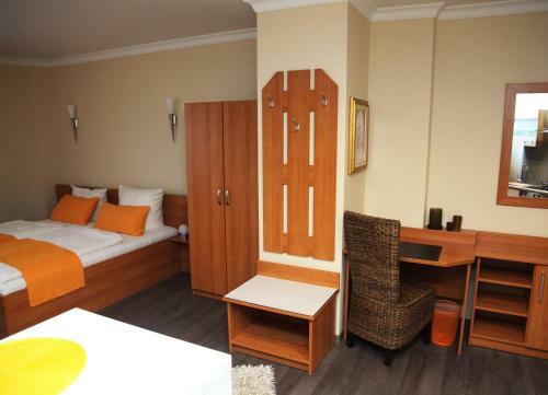 My City Hotel