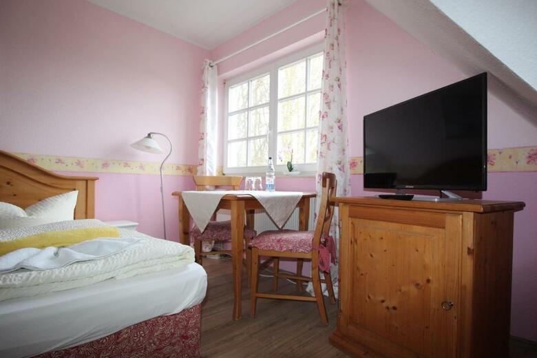 Hostal Landhaus Alt Reddevitz