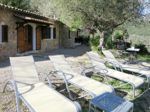 Holiday Home Bibiloni (ont100)