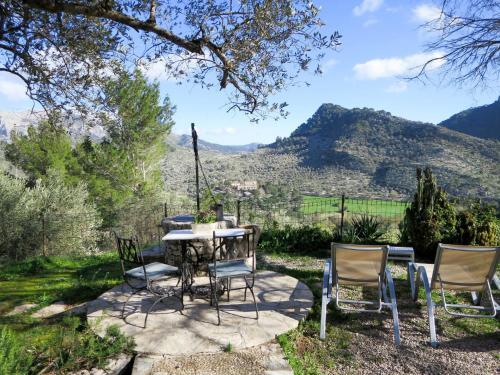 Holiday Home Bibiloni (ont100)