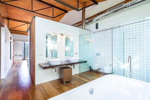 Town House El Niu In Alaro