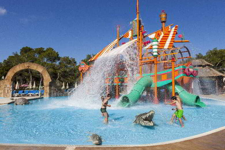 Hotel Invisa Figueral Resort