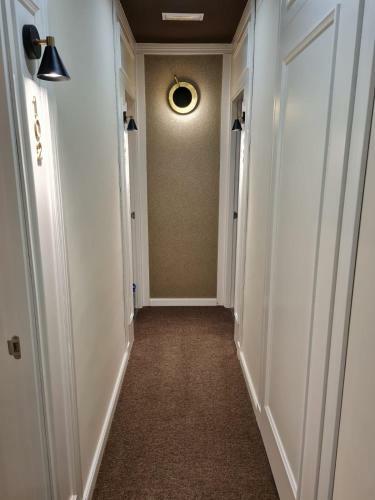 Hostal Le Petit Pal�-velarde
