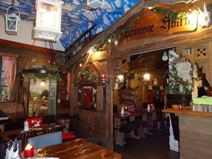 Hostal G�stehaus - Wirtshaus Zum Felsen