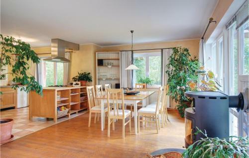 Four-bedroom Holiday Home In Uslar