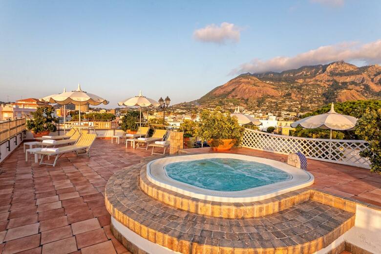 Hotel Nettuno De Charme