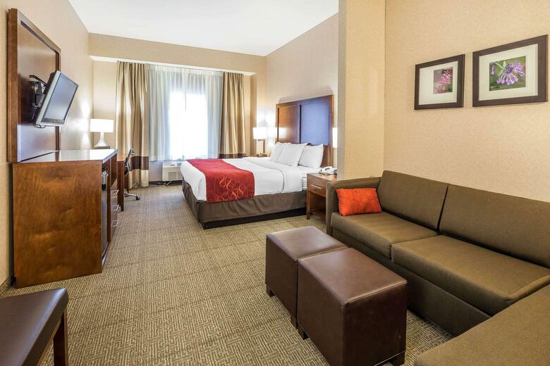 Hotel Comfort Suites Anchorage International Airpor