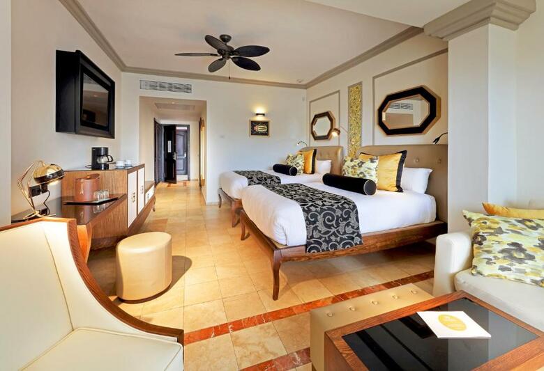 Hotel Grand Palladium Lady Hamilton Resort & Spa