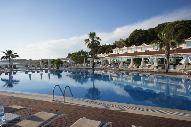 Hotel Flora Garden Beach Club