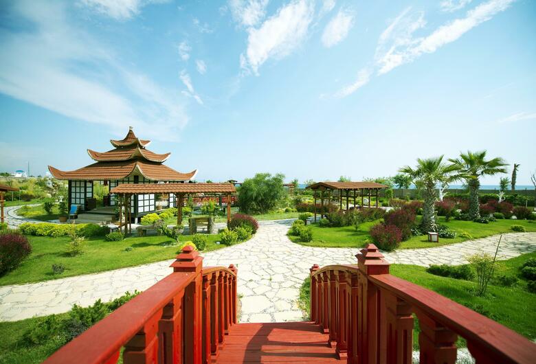 Hotel Flora Garden Beach Club