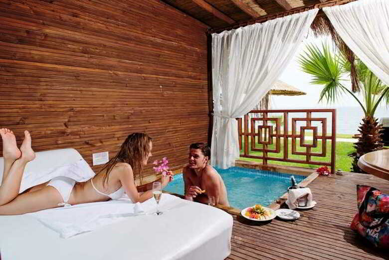 Hotel Flora Garden Beach Club