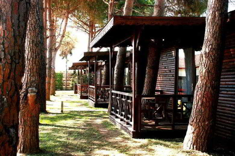 Hotel Flora Garden Beach Club