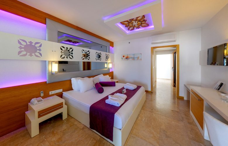 Hotel Flora Garden Beach Club