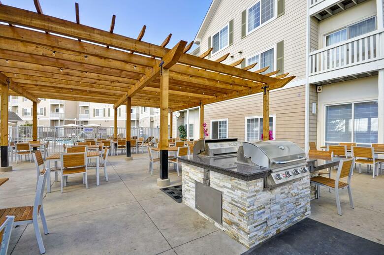 Hotel Homewood Suites By Hilton - Oakland Waterfront