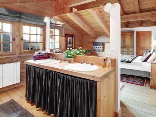 Chalet Palmer - Ovo Network