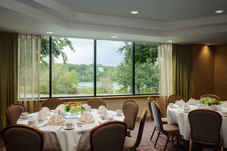 Hotel Holiday Inn Town Lake