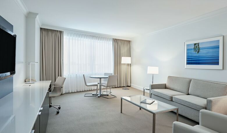 Intercontinental Hotel & Conference Center