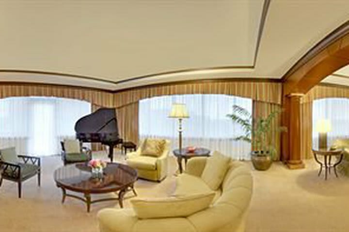 Intercontinental Hotel & Conference Center