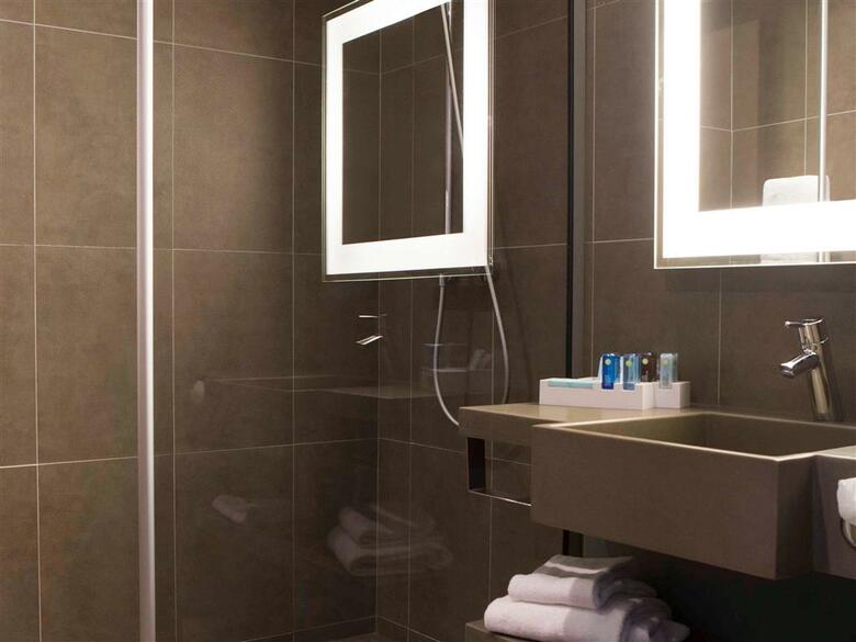 Hotel Novotel Bordeaux Le Lac