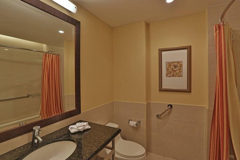 Courtyard By Marriott Panama Real Hotel