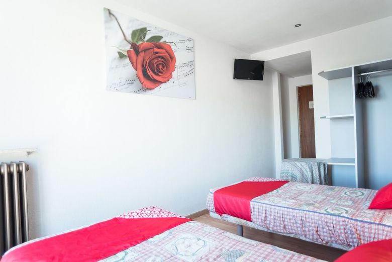 Oyo Hostal Del Campo