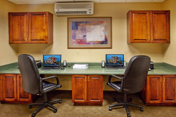 Holiday Inn Express Hotel & Suites Mcdonough