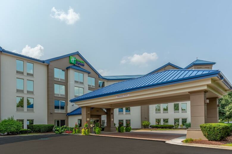 Holiday Inn Express Hotel & Su