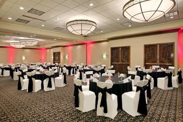 Hotel Embassy Suites Columbus