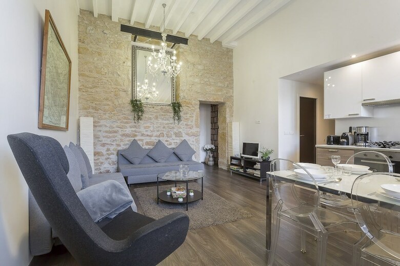 Apartamento Le Jacquard Appartement Garage Lyon Centre Pour 2 � 8 Pers Contact O66i4o9ii9