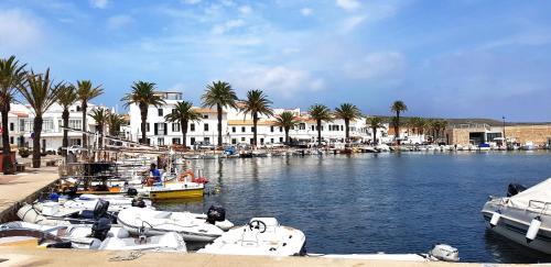 Villa De Lujo En Playa De Fornells