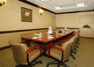 Hotel Comfort Suites Medical District