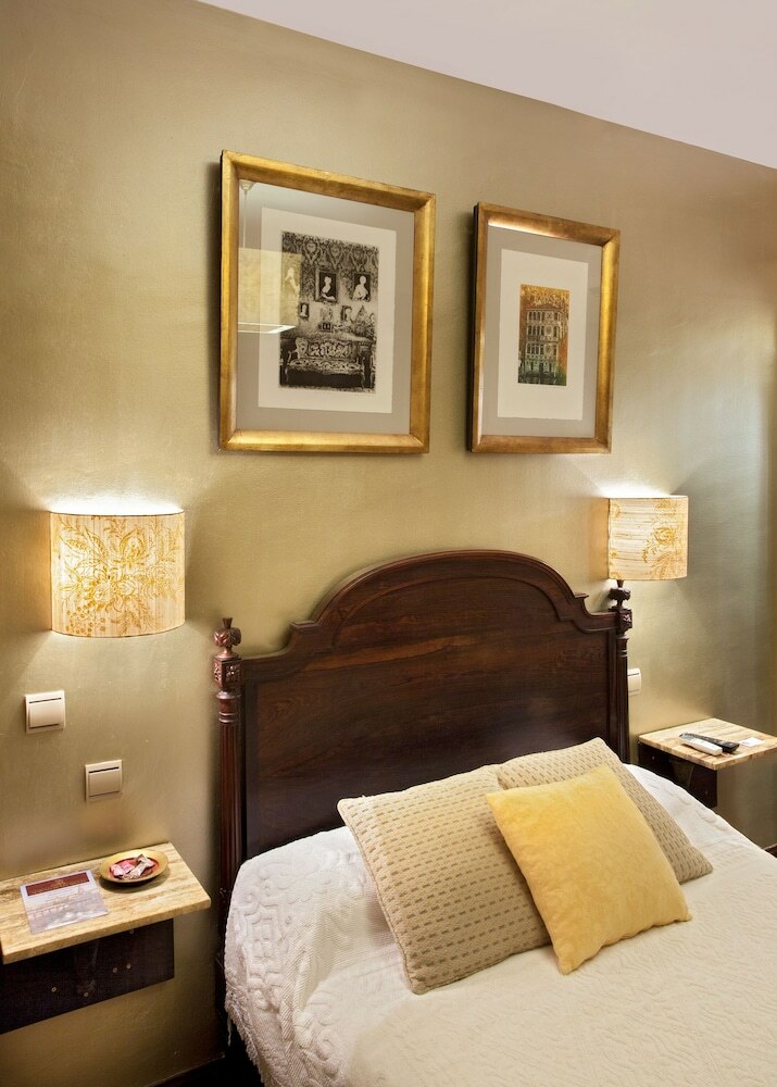 Hostal Almunia De San Miguel
