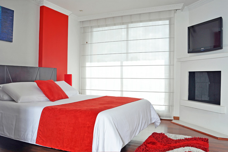 Hotel Suites 109