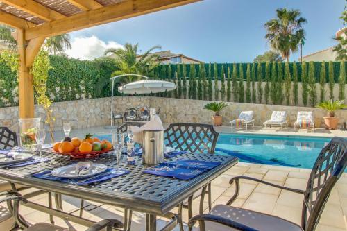 Villa Marisol