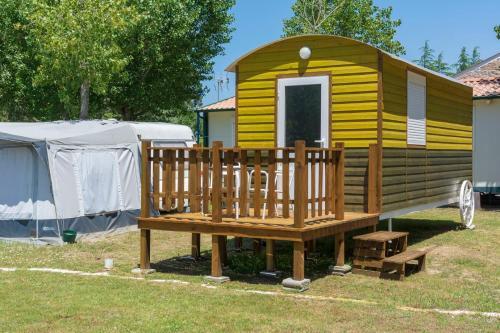 Camping Santa Tecla