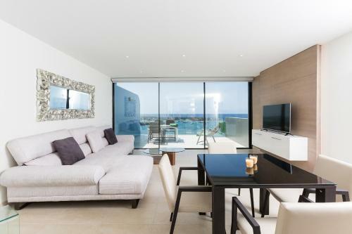 Arguinegu�n Bay Apartments