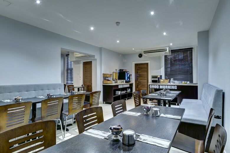 Hotel Trebovir (.)