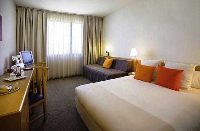 Hotel Novotel Barcelona Sant Joan Desp�