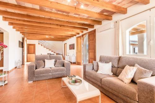 Villa Finca Sera De Caimari