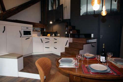 Old Town Apartment In Annecy