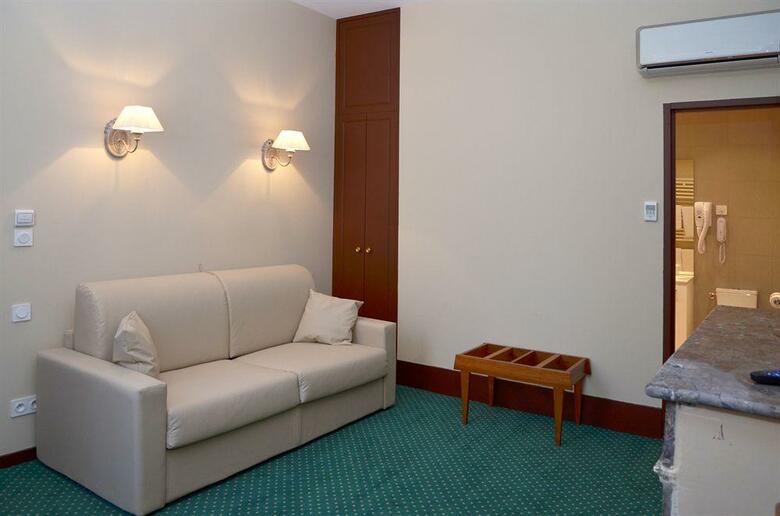 Hotel H�liot