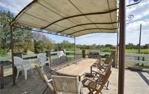 Three-bedroom Holiday Home In Bagard