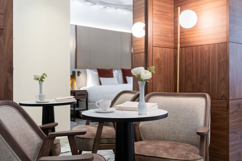 Hotel Intercontinental Paris Avenue Marceau