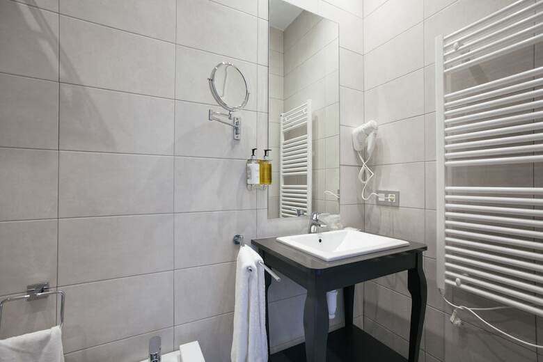Hostal Legazpi Doce Rooms