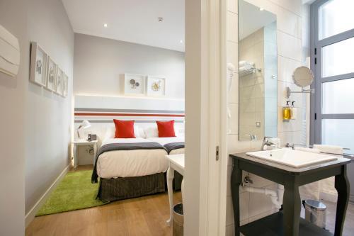 Hostal Legazpi Doce Rooms