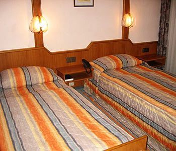 Isaak Miles Hotel