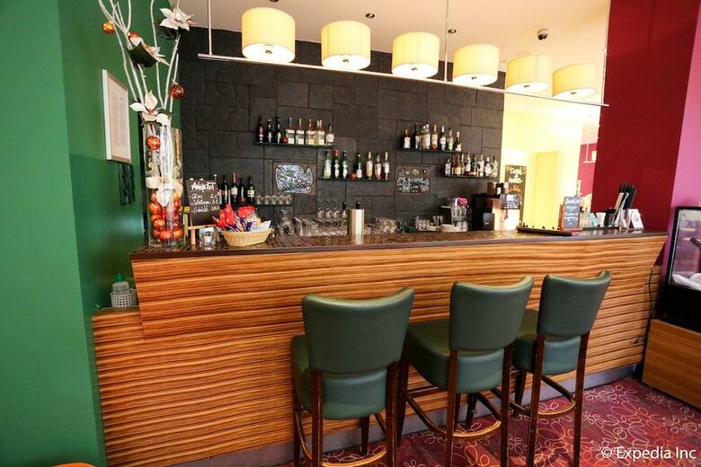 Sorat Hotel Ambassador