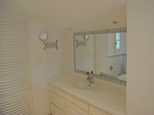 Holiday Home Lei Roucas