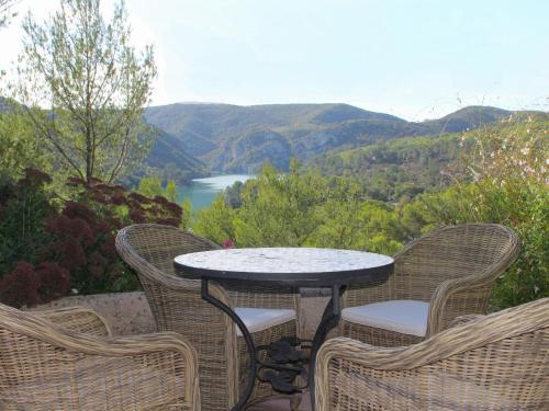 Holiday Home Lei Roucas